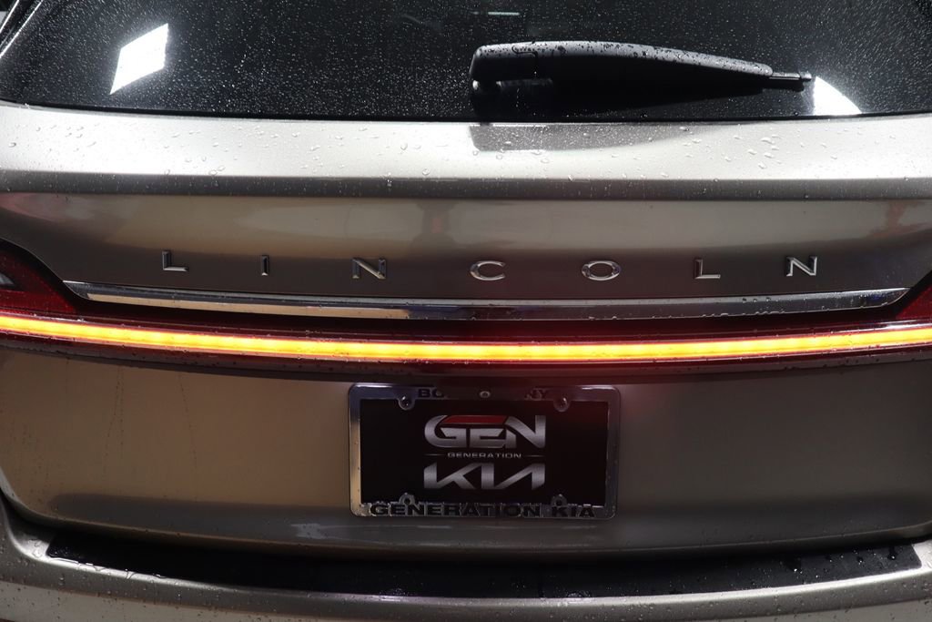 Used 2021 Lincoln Nautilus Reserve image 29