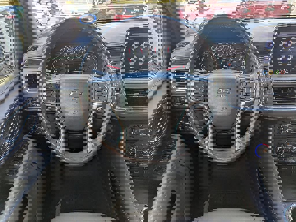 Certified 2021 Chevrolet Suburban Z71 w/ Luxury Package image 12