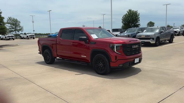 Certified 2024 GMC Sierra 1500 Elevation w/ LPO, Elevation Black Package RWD image 6