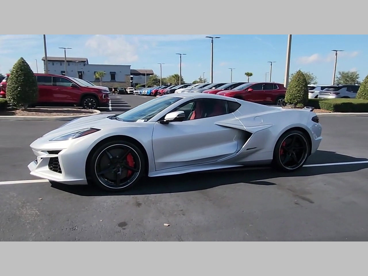 New 2026 Chevrolet Corvette E-Ray w/ ZER Performance Package image 20