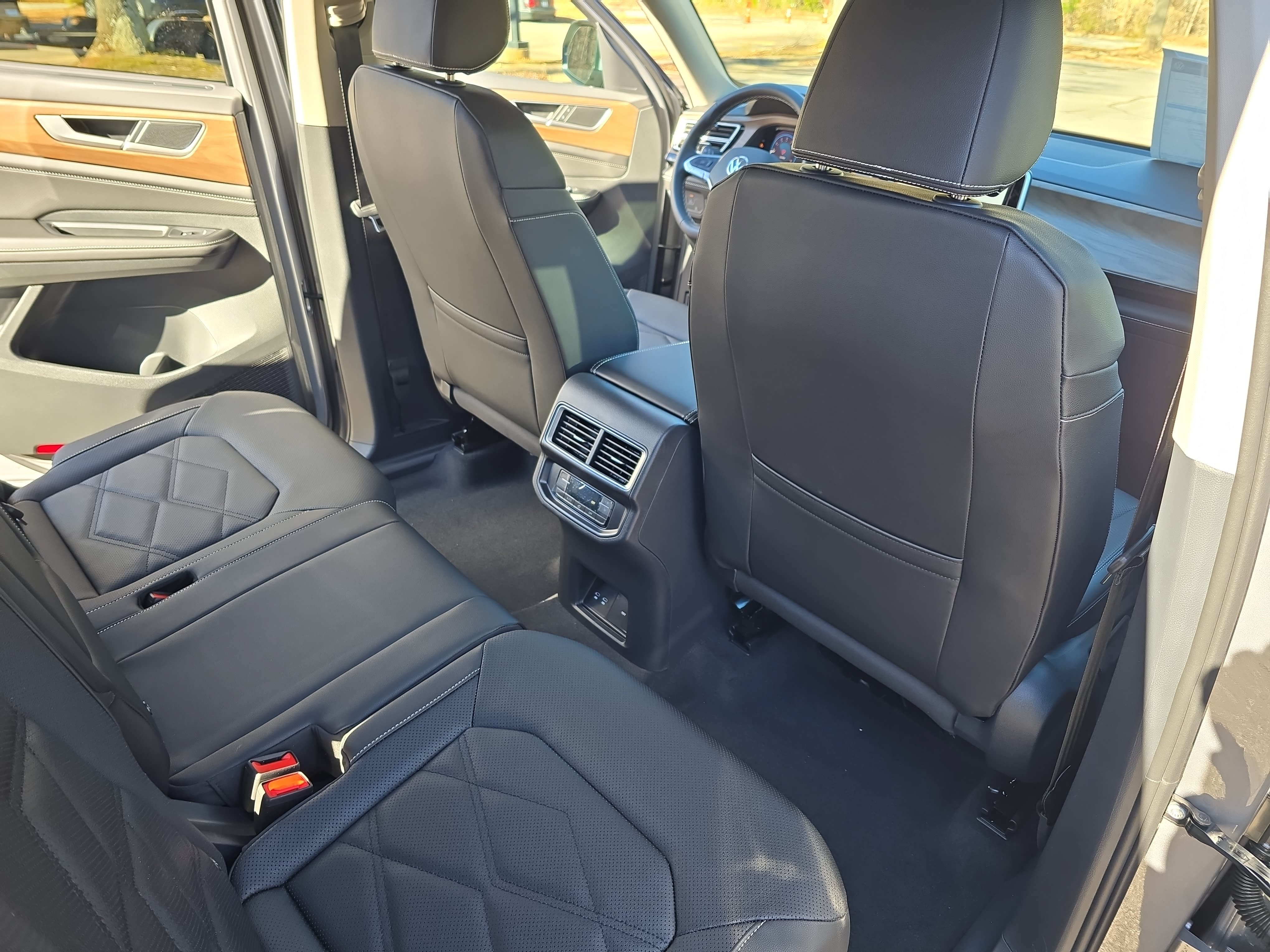 New 2026 Volkswagen Atlas SE AWD/4WD image 11