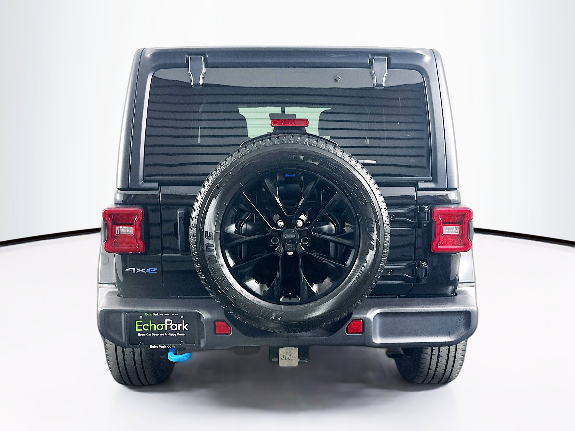 Used 2023 Jeep Wrangler Sahara w/ Cold Weather Group image 7