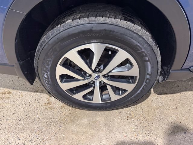 Used 2020 Subaru Outback Premium image 29