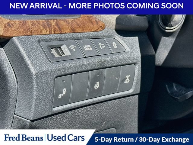Used 2018 Hyundai Santa Fe Sport w/ 2.4L Tech Package 04 AWD/4WD image 11