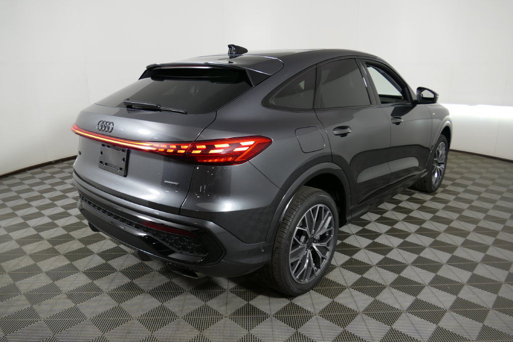New 2026 Audi Q5 Premium Plus AWD/4WD image 3