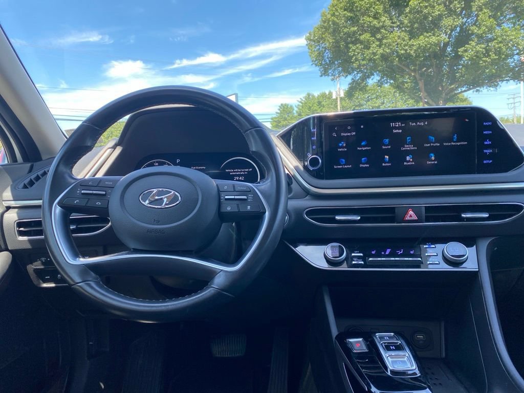 Certified 2023 Hyundai Sonata SEL w/ Convenience Package FWD image 10