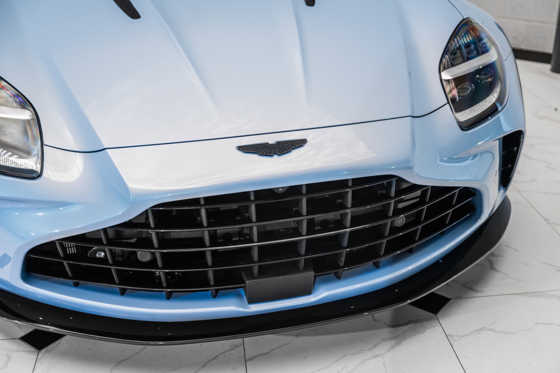 New 2026 Aston Martin V8 Vantage Coupe image 37