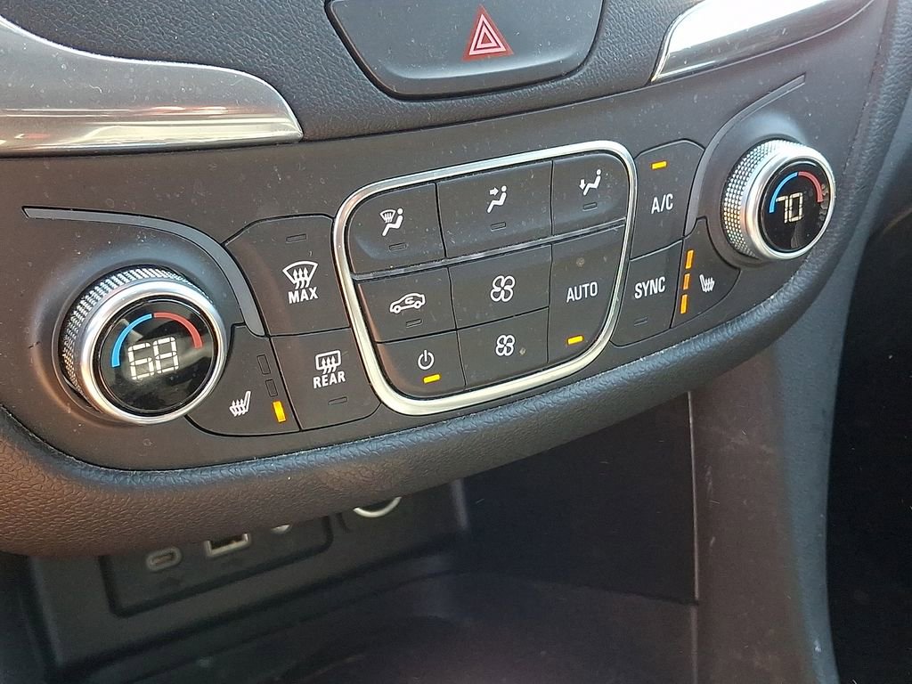 Used 2019 Chevrolet Equinox LT image 15