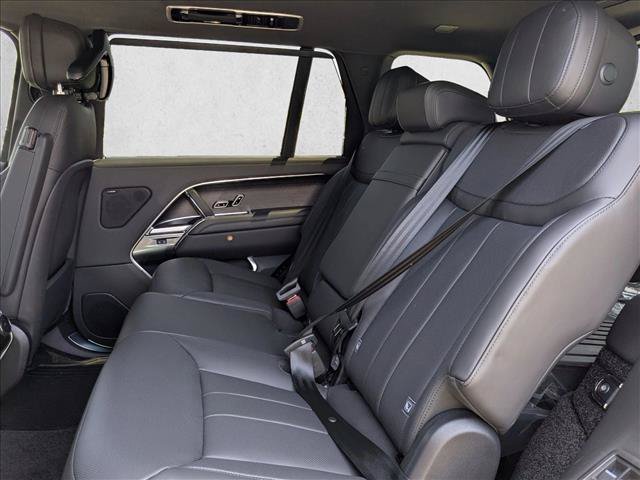 New 2026 Land Rover Range Rover Long Wheelbase SE AWD/4WD image 16
