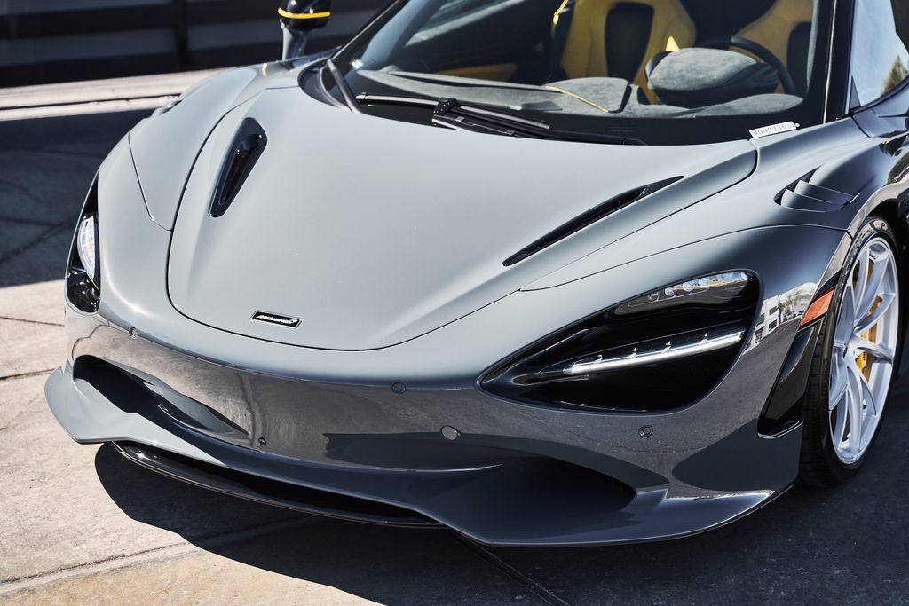 Used 2026 McLaren 750S Spider image 7