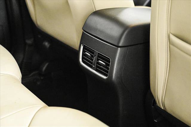 Used 2019 MAZDA CX-5 Touring image 18