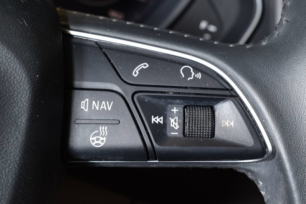 Used 2019 Audi Q5 2.0T Premium Plus w/ Premium Plus Package AWD/4WD image 21