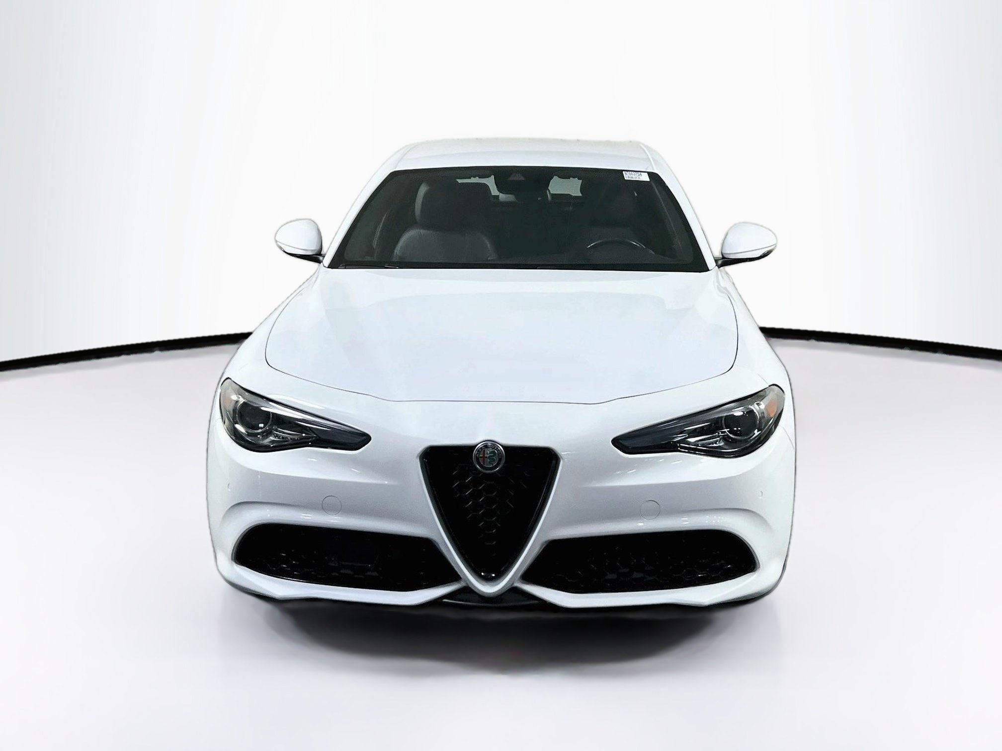 Used 2022 Alfa Romeo Giulia Sprint AWD/4WD image 2