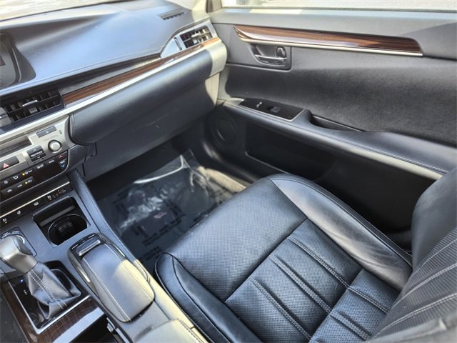 Used 2016 Lexus ES 350 image 15