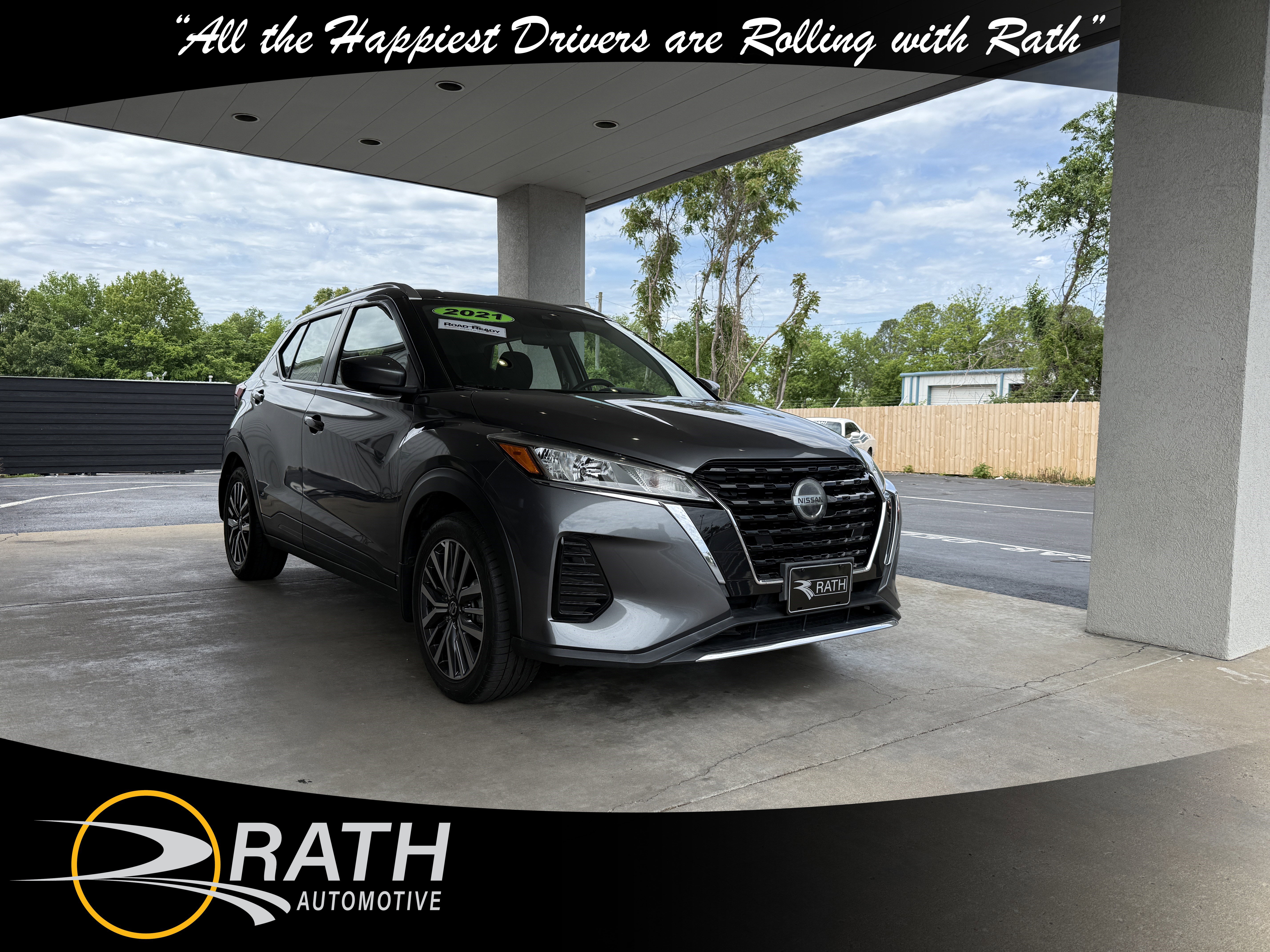 Used 2021 Nissan Kicks SV FWD image 1