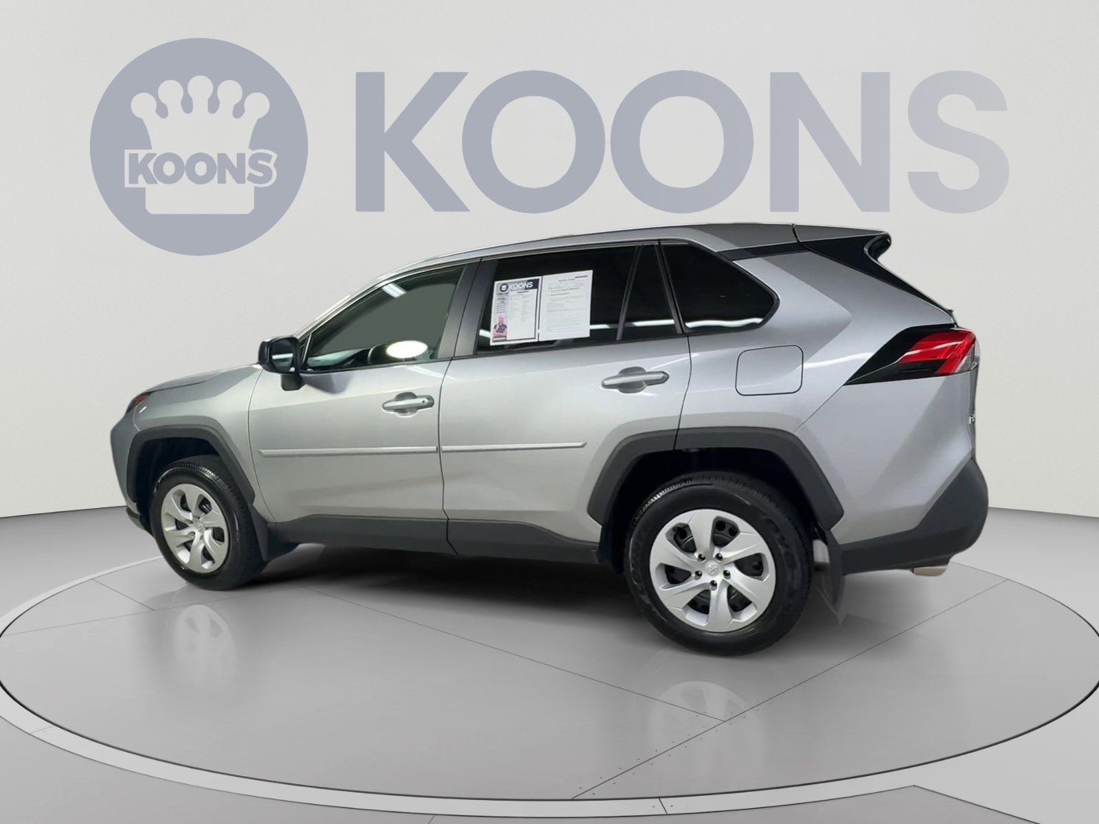 Used 2025 Toyota RAV4 LE AWD/4WD image 8