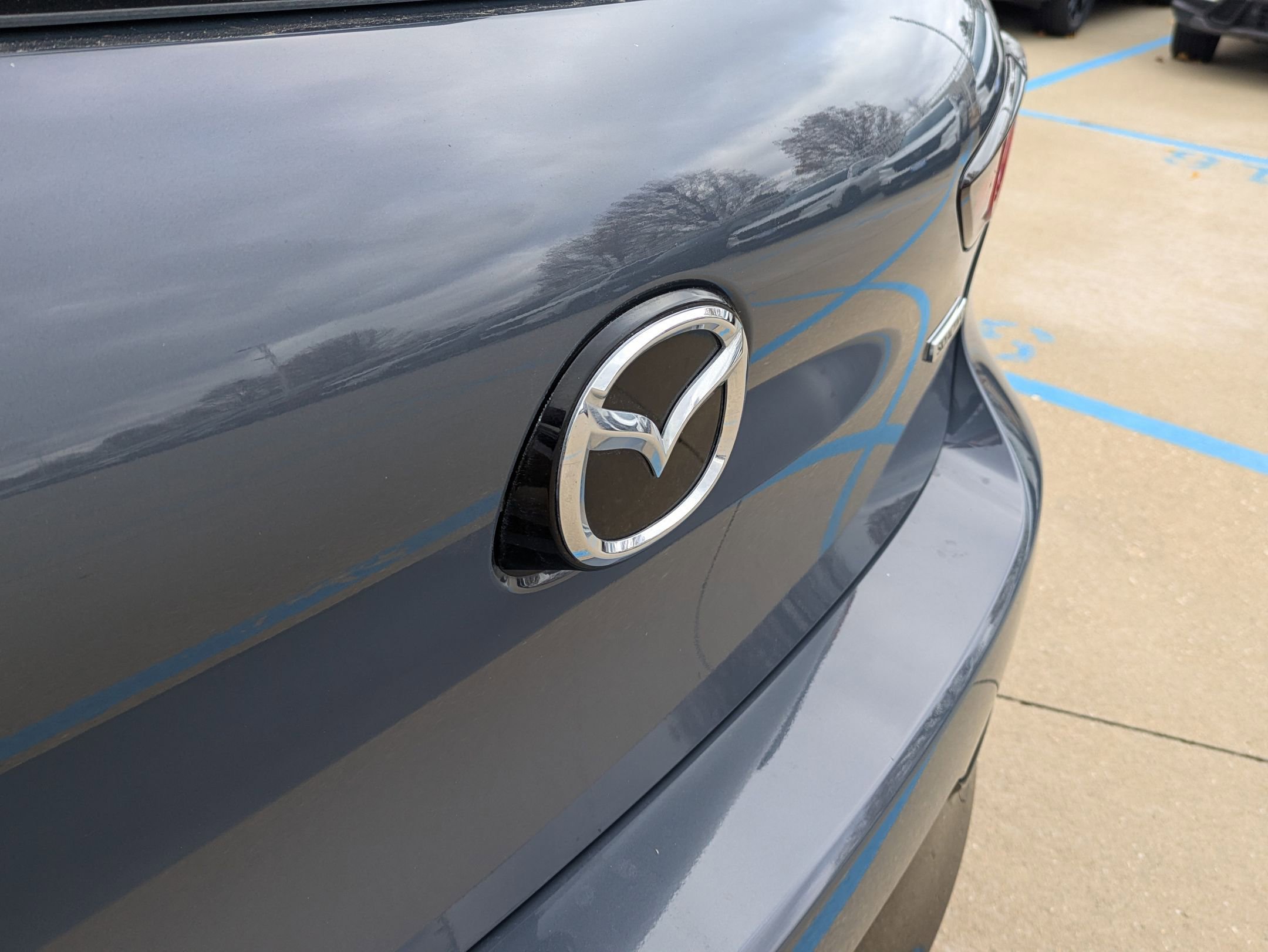 Used 2023 MAZDA MAZDA3 s image 25