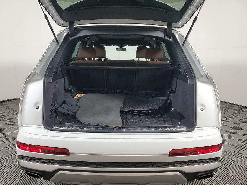 Used 2025 Audi Q7 2.0T Premium image 8