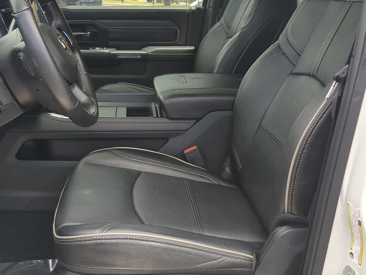 Used 2022 RAM 2500 Limited w/ Night Edition AWD/4WD image 17