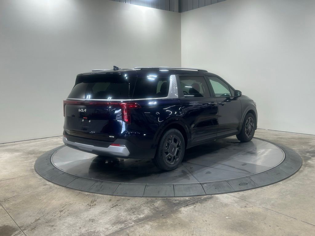 New 2026 Kia Carnival EX image 5