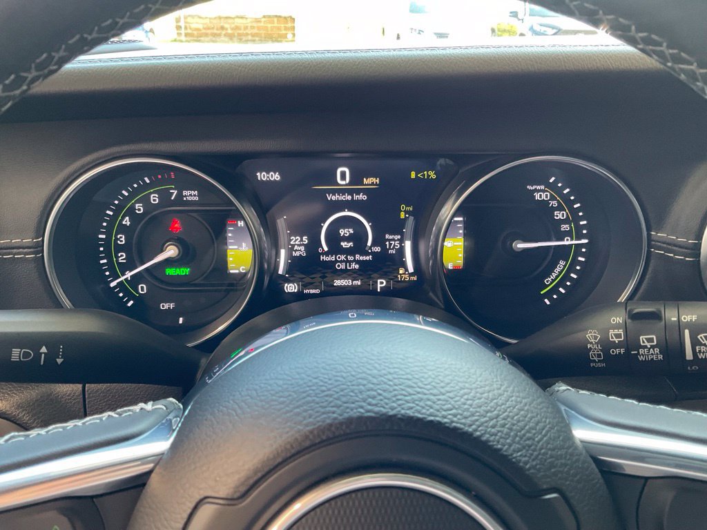 Used 2023 Jeep Wrangler Unlimited Sahara w/ Cold Weather Group AWD/4WD image 13