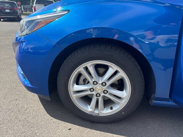 Used 2017 Chevrolet Cruze LT FWD image 26