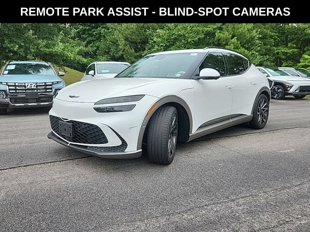 Used 2023 Genesis GV60 Advanced AWD/4WD image 4