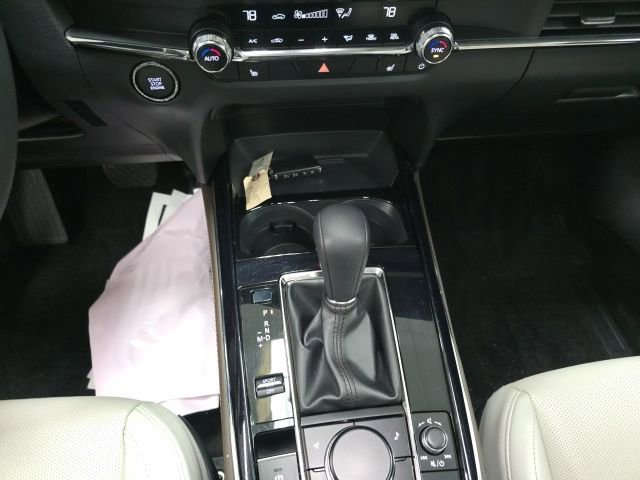 Used 2024 MAZDA CX-30 AWD 2.5 S w/ Premium Package image 19