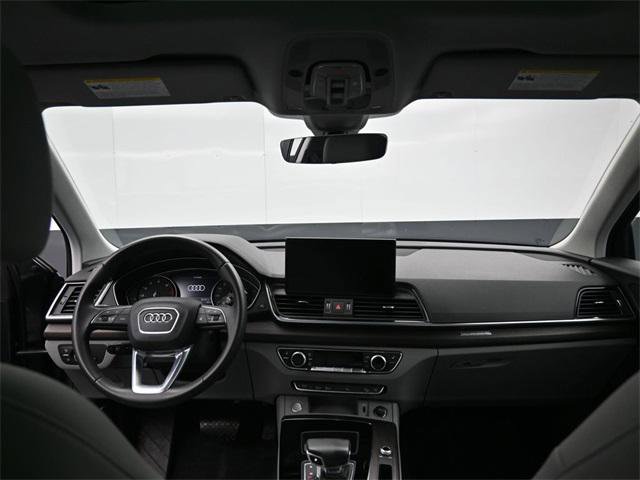 Used 2023 Audi Q5 2.0T Premium w/ Convenience Package image 28
