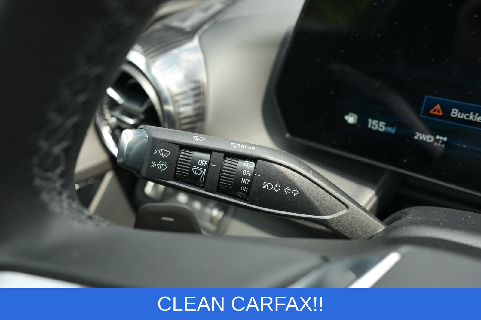 Used 2026 Chevrolet Equinox LT AWD/4WD image 16