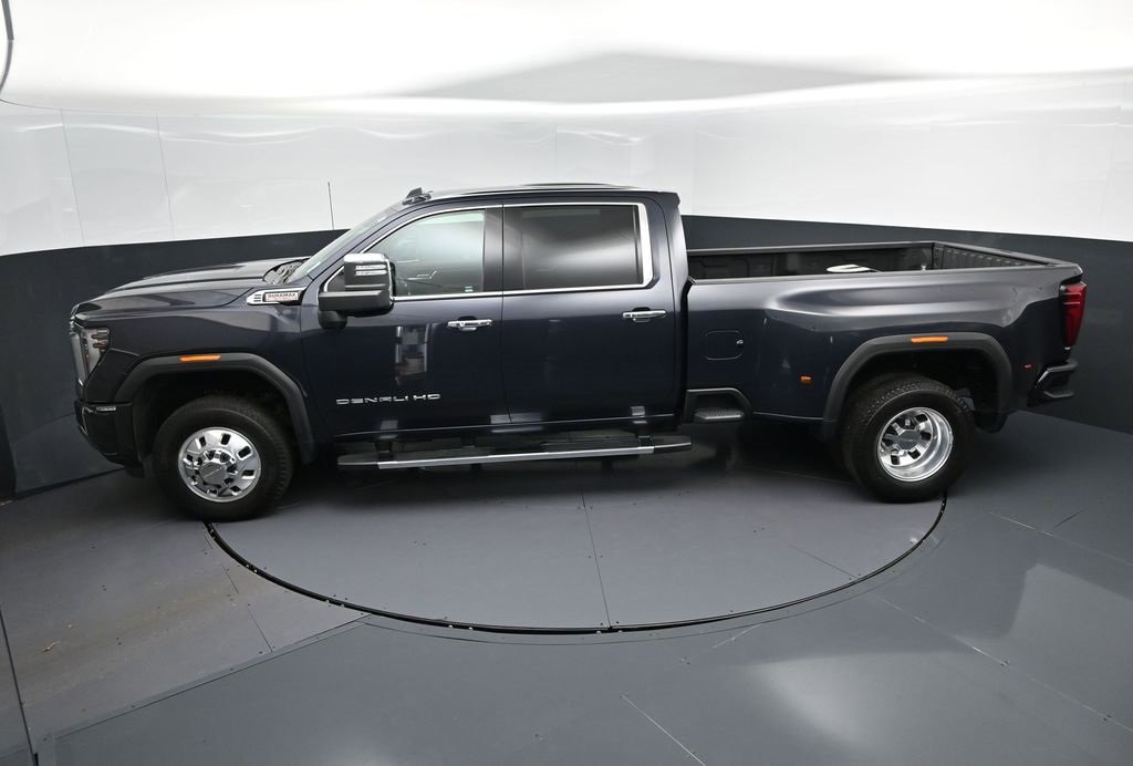 Certified 2024 GMC Sierra 3500 Denali w/ Technology Package image 36