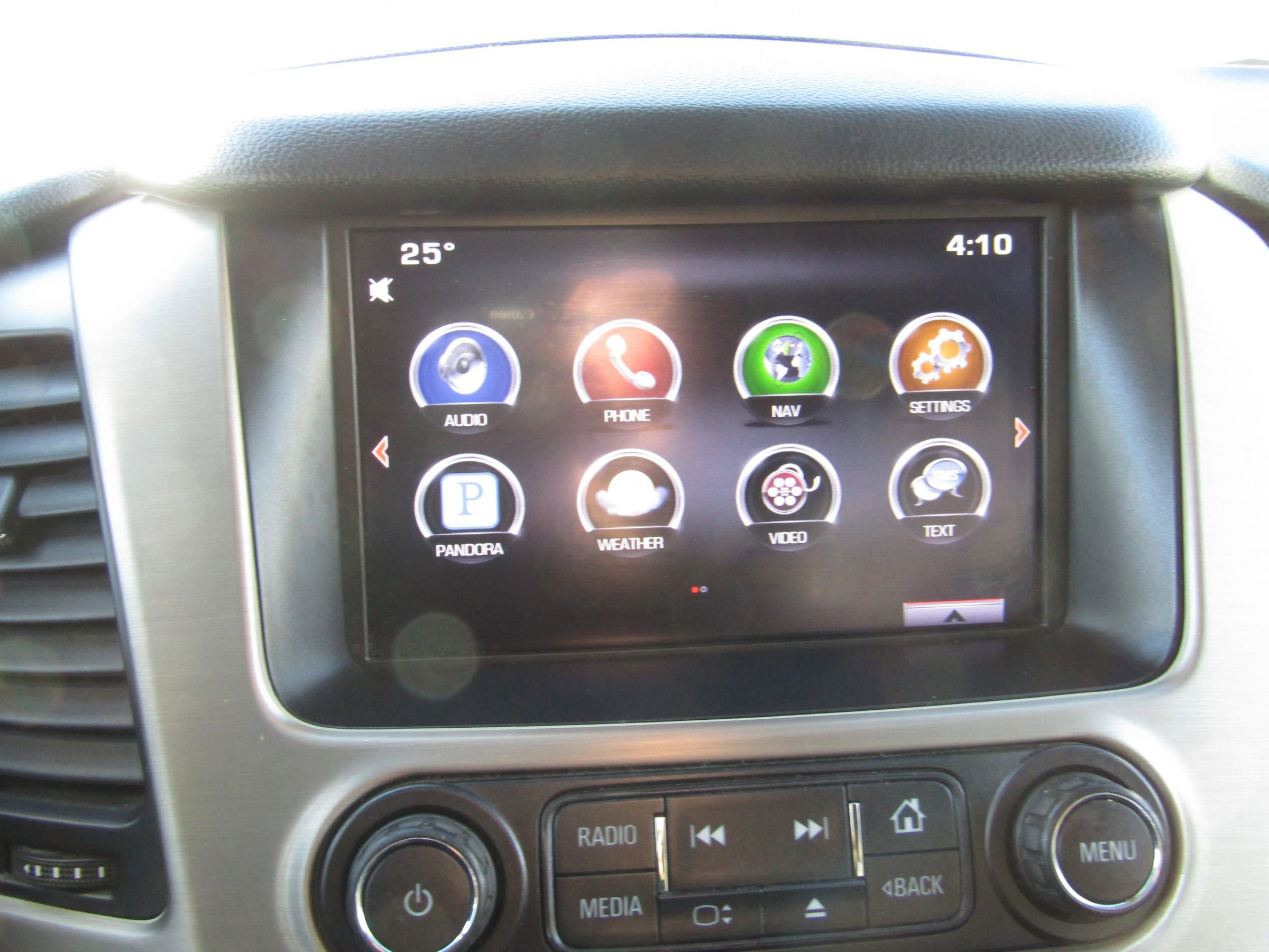 Used 2015 GMC Yukon XL Denali w/ Open Road Package image 27