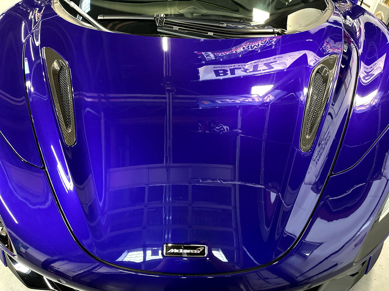 Used 2023 McLaren 720S Performance image 12