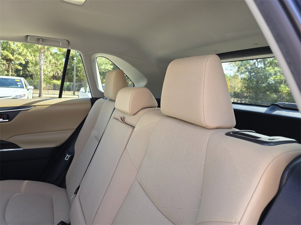 Certified 2022 Toyota RAV4 XLE w/ Convenience Package image 21