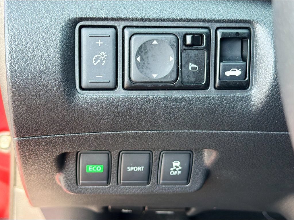 Used 2016 Nissan Sentra SV FWD image 23