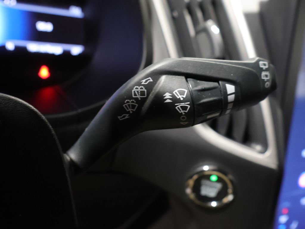 Used 2024 Ford Edge ST-Line AWD/4WD image 36