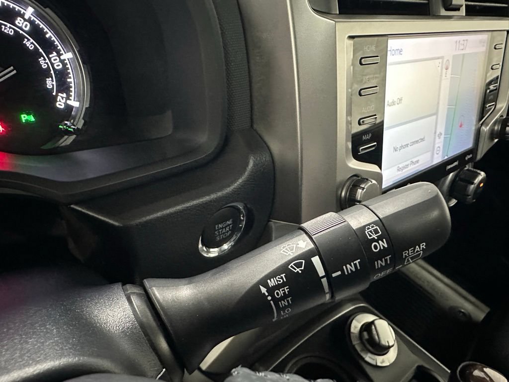 Used 2022 Toyota 4Runner Limited AWD/4WD image 22