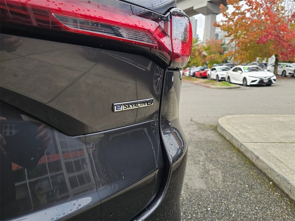 Used 2024 MAZDA CX-90 3.3 Turbo w/ Preferred Plus image 17