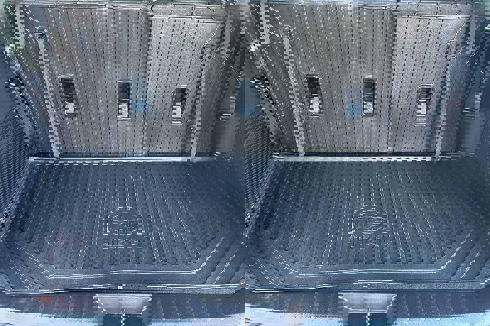 Used 2022 Subaru Ascent Touring image 17