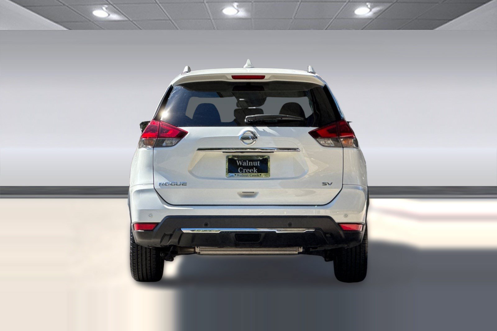 Used 2020 Nissan Rogue SV FWD image 10