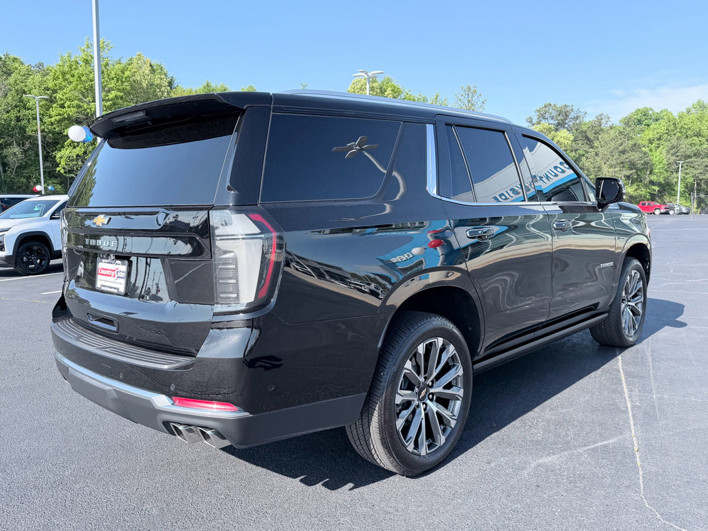 Used 2026 Chevrolet Tahoe High Country RWD image 6