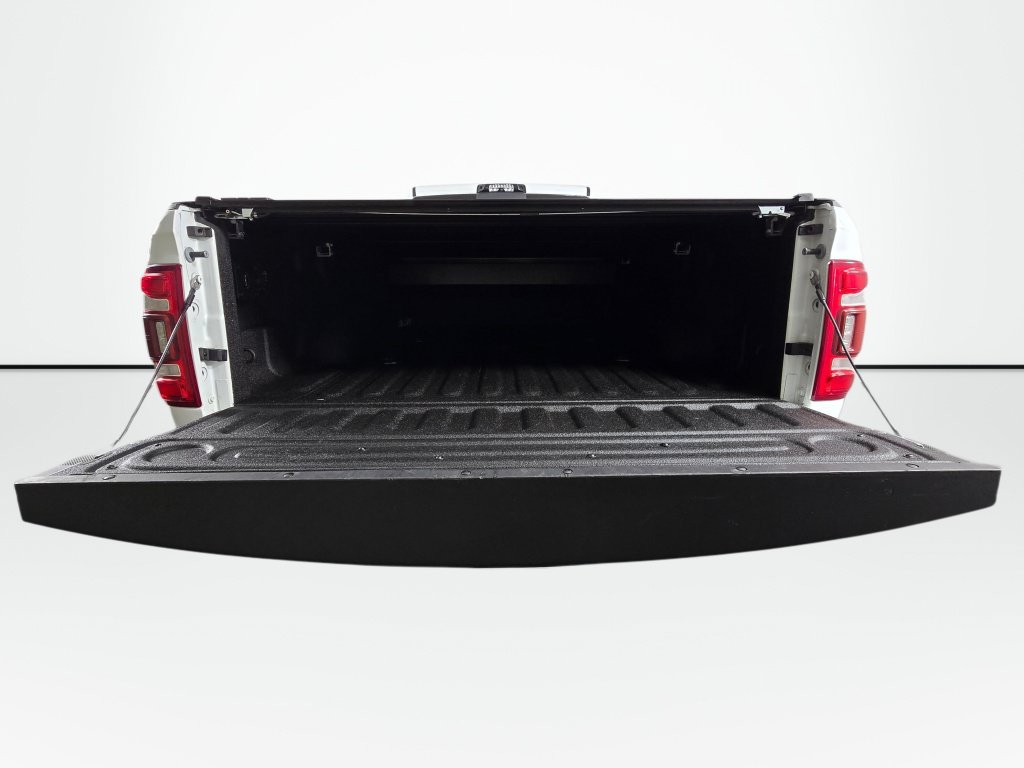 Used 2023 RAM 3500 Limited AWD/4WD image 15