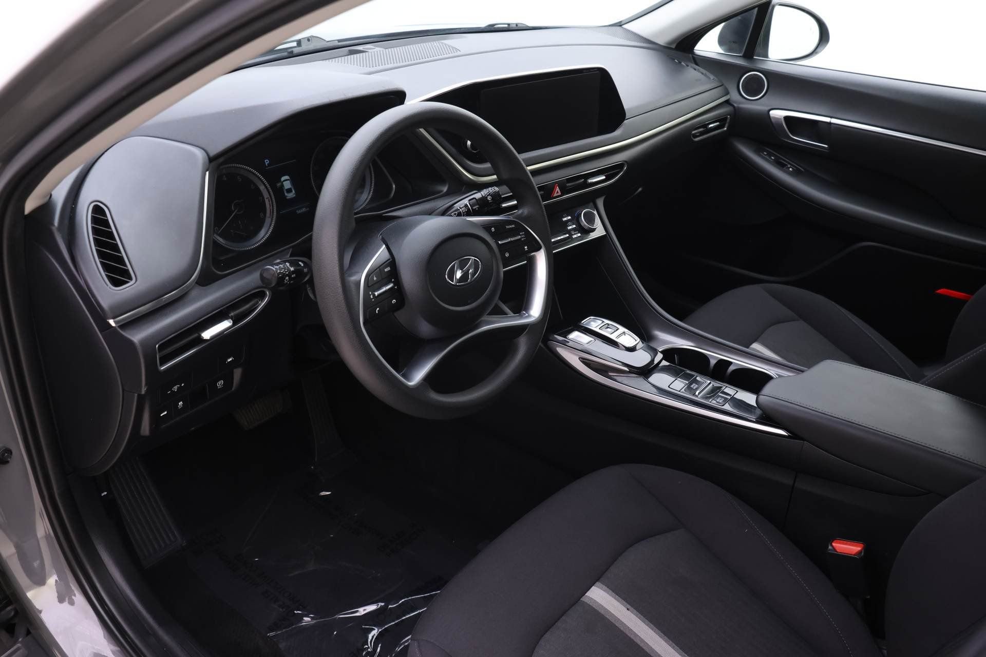 Used 2023 Hyundai Sonata SEL image 3