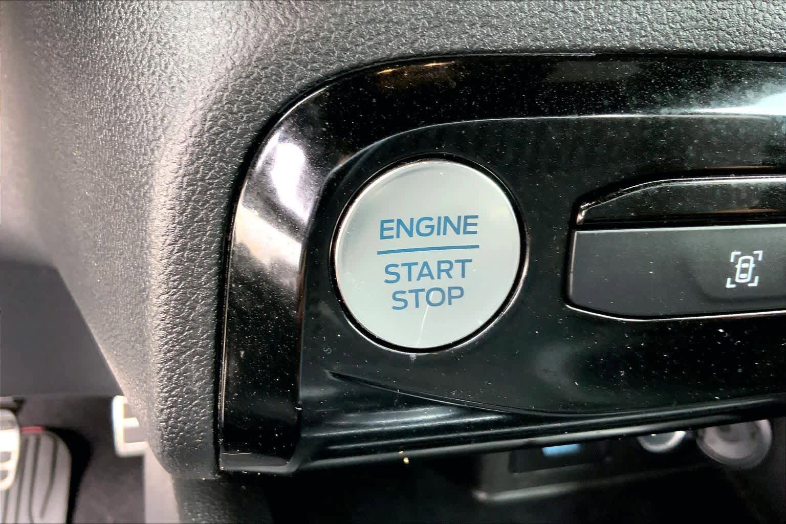 Certified 2023 Ford Escape ST-Line w/ Tech Pack #1 FWD image 31