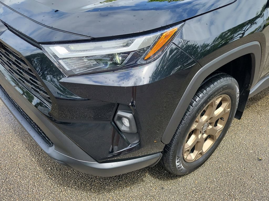 Used 2024 Toyota RAV4 AWD Hybrid image 9