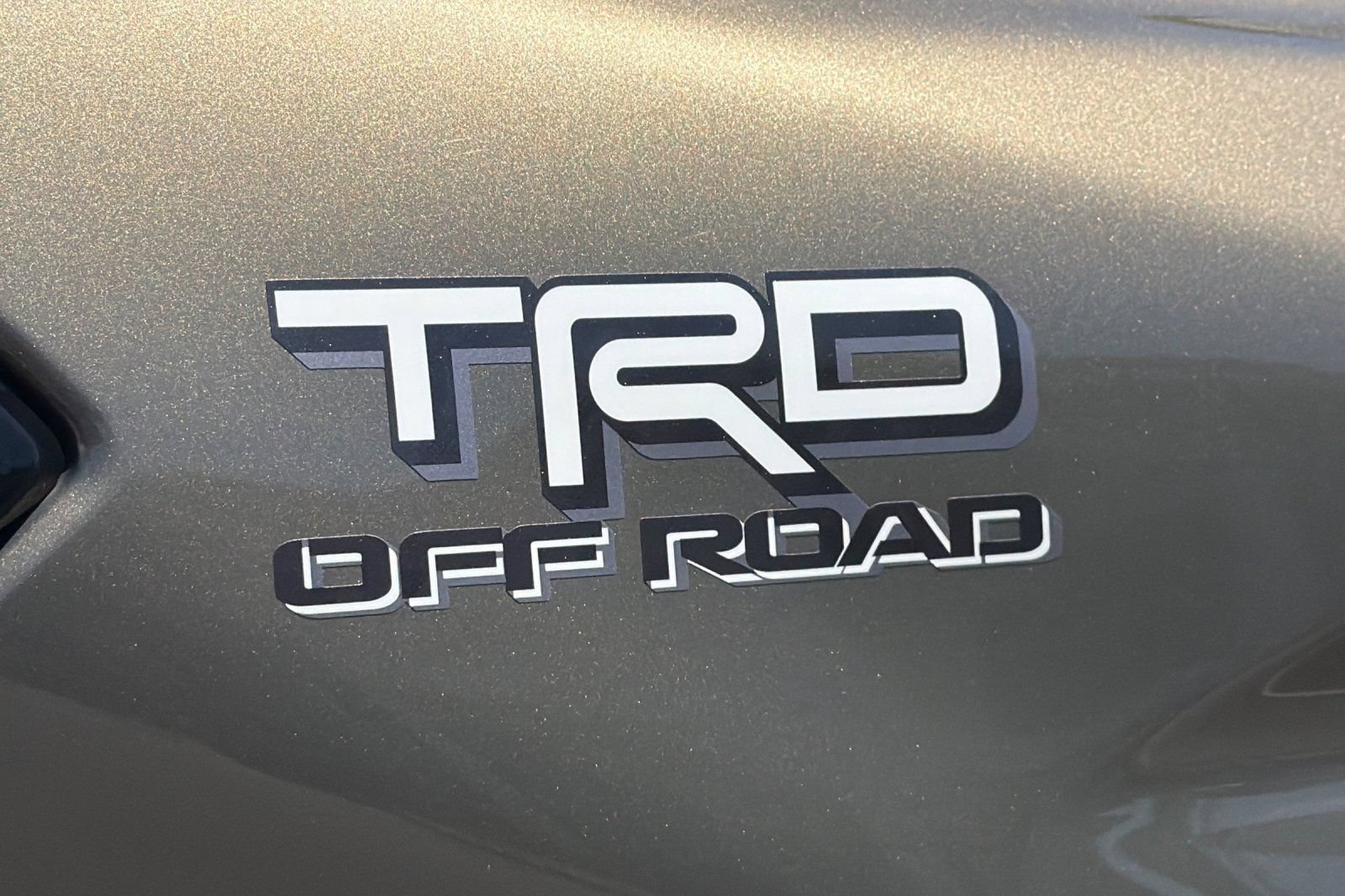 Used 2025 Toyota Tacoma TRD Off-Road w/ TRD Off Road Upgrade Package AWD/4WD image 28