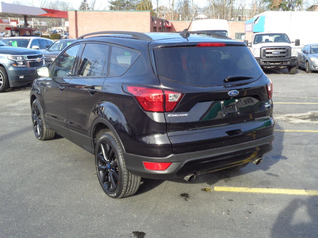 Used 2019 Ford Escape SE AWD/4WD image 3