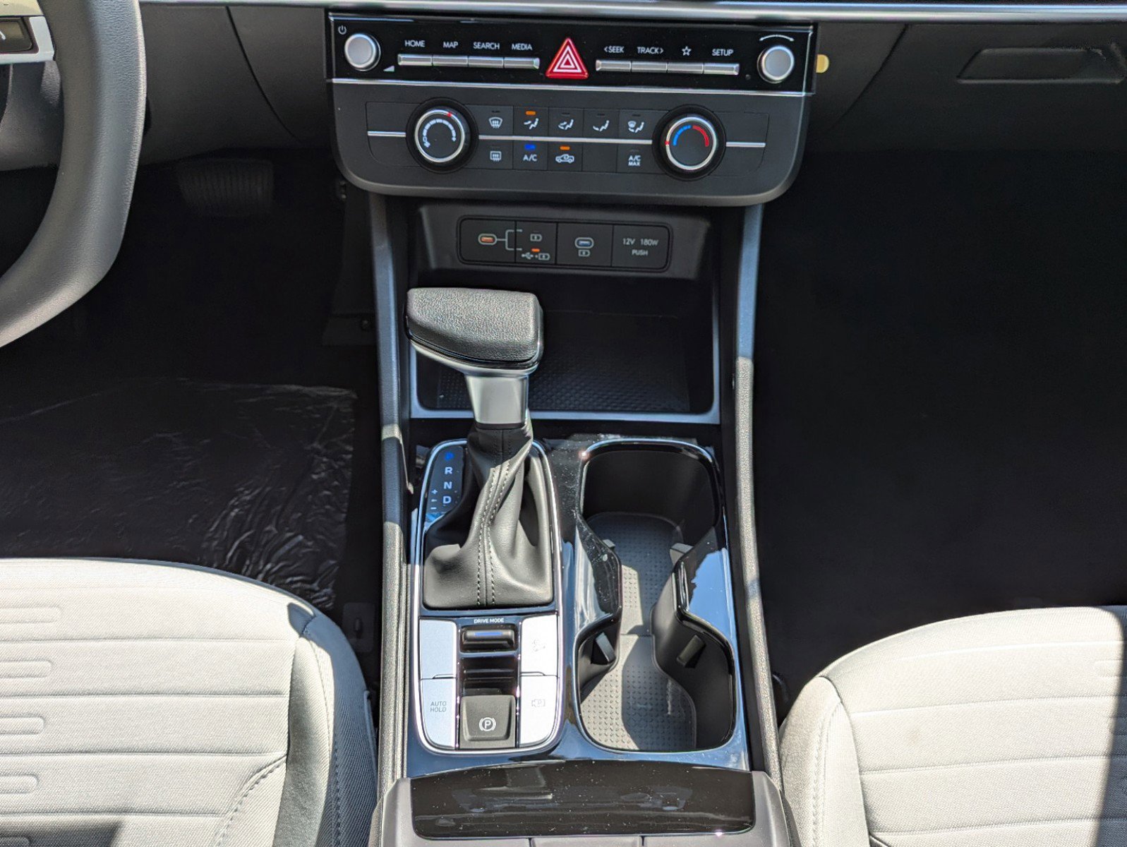 New 2026 Hyundai Santa Cruz SE image 21