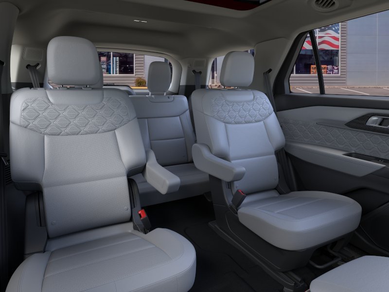 New 2026 Ford Explorer Platinum w/ LUX Leather Package AWD/4WD image 11
