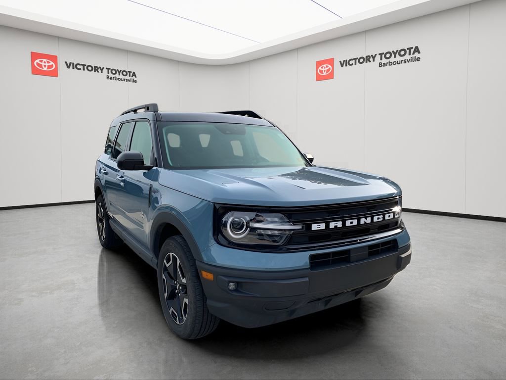 Used 2022 Ford Bronco Sport Outer Banks w/ Tech Package image 1